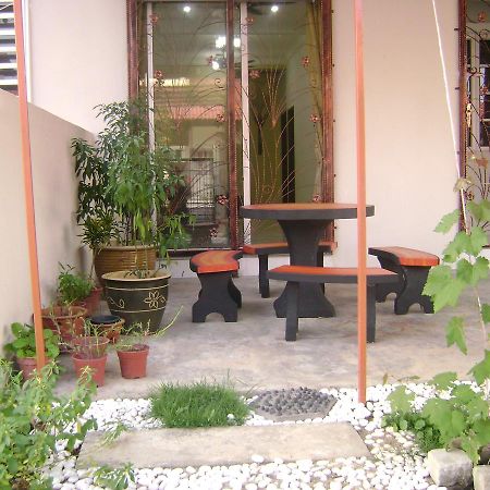 Homestay Amsyarah เซริอิสกันดาร์ ภายนอก รูปภาพ