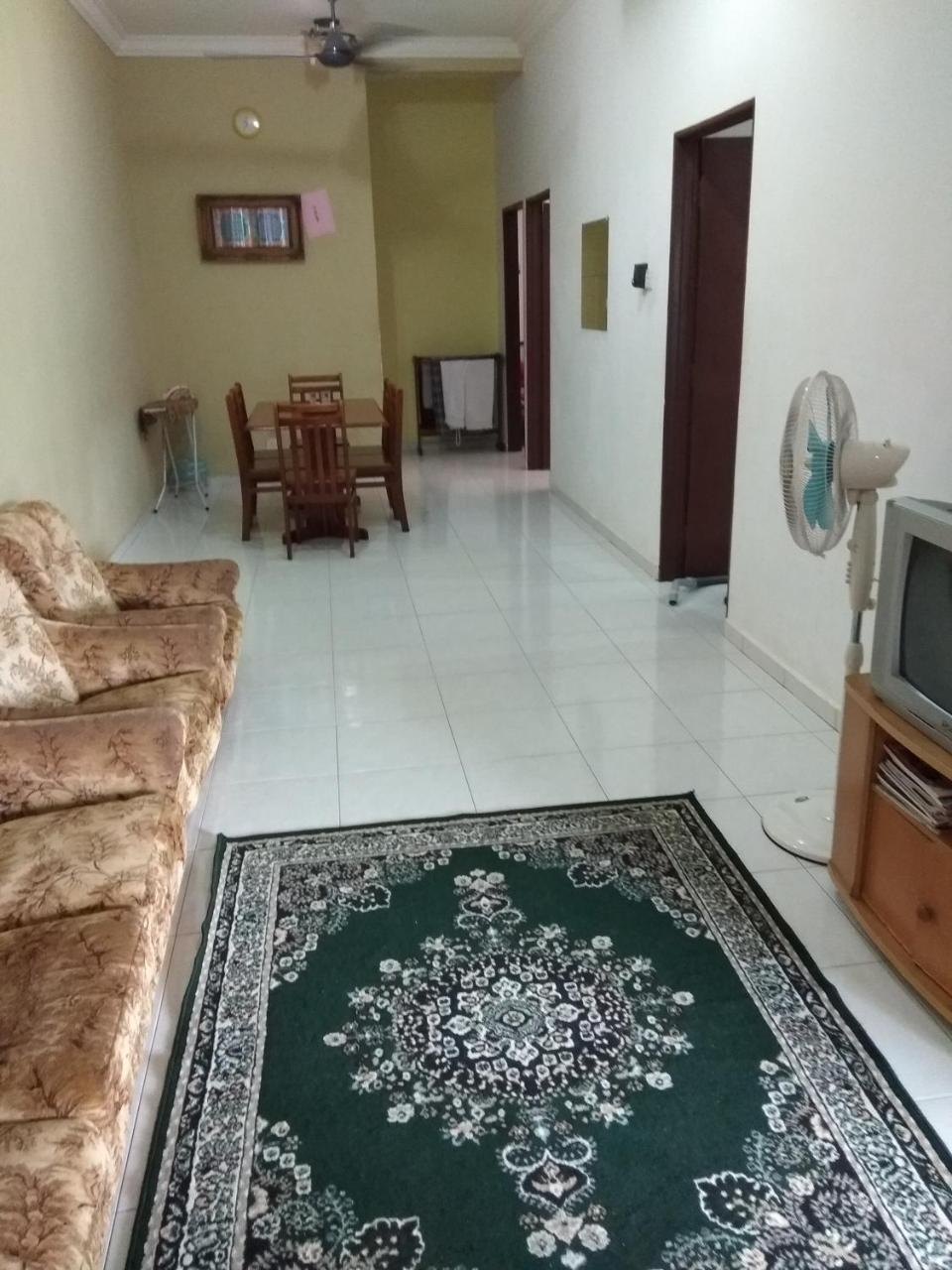 Homestay Amsyarah เซริอิสกันดาร์ ภายนอก รูปภาพ